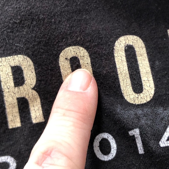 Black Graphic Garth Brooks World Tour Tee - Picture 13 of 13